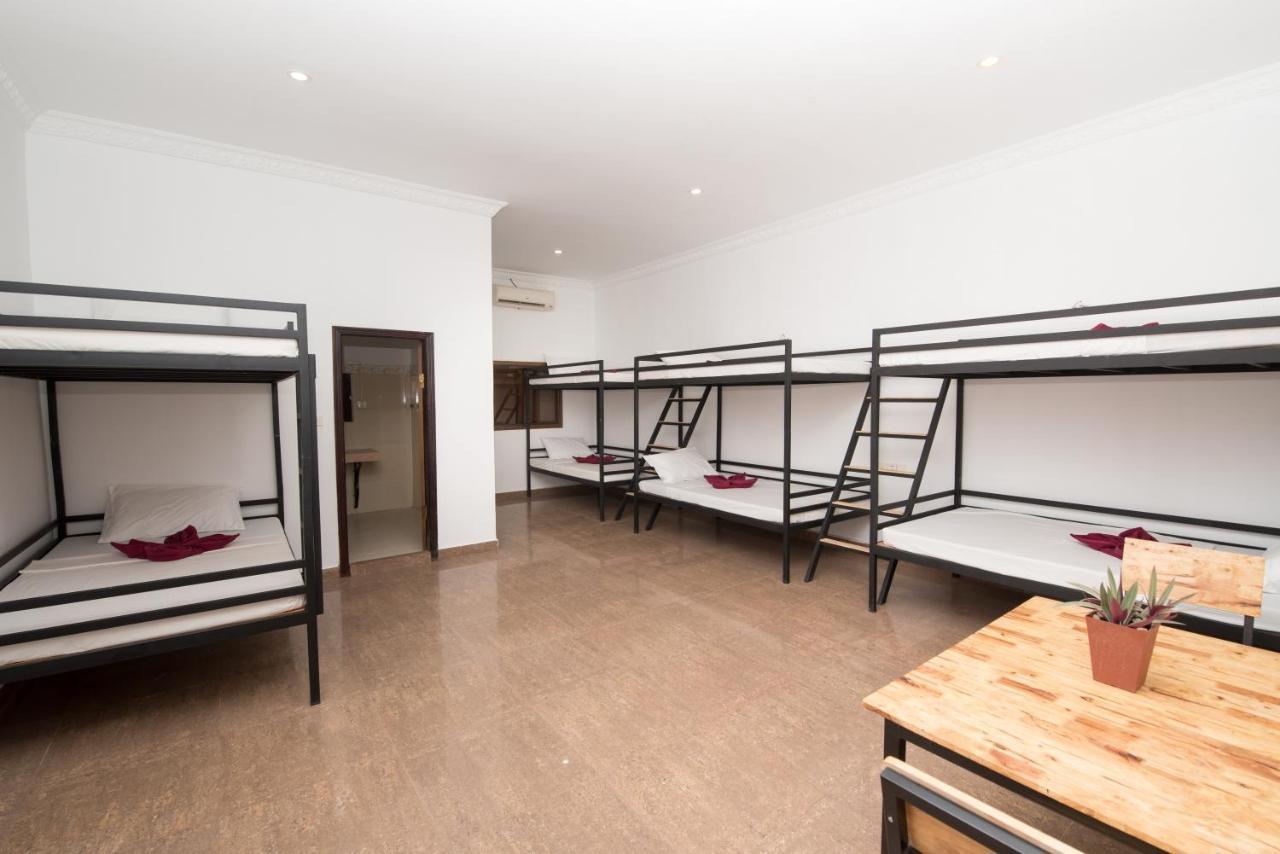 Barefoot Backpacker Resort Ciudad de Siem Riep Exterior foto